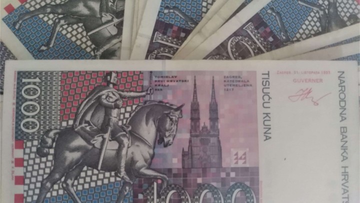 Četiri lažne bankarice okrale zagrebačke umirovljenike za 2,4 milijuna kuna!