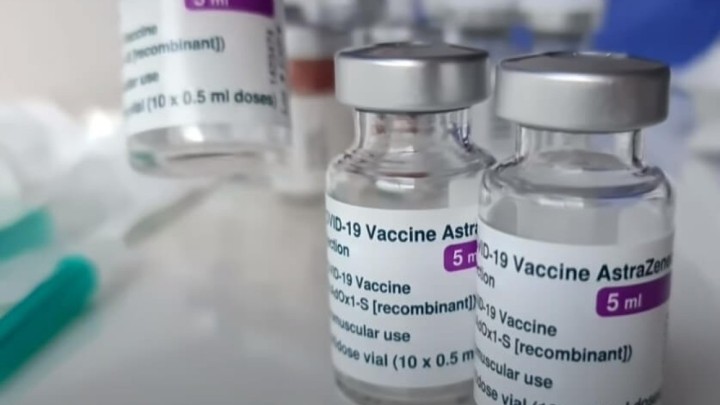 Zbog stvaranja krvnih ugrušaka šest EU država obustavilo cijepljenje s AstraZenecom