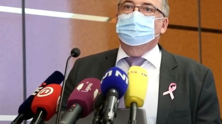 Capak otkrio zašto neke države neće starijima dati AstraZenecino cjepivo, a mi hoćemo