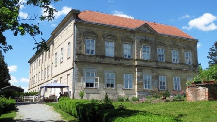 Pandemija poharala dom za starije: Dvoje umrlih, zaraženi skoro svi korisnici i djelatnici!