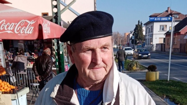 Umirovljenik Zlatko (72) policiji predao novac koji je našao: "Netko se namučio da to zaradi"