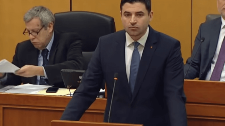 Bernardić dao ostavku, predložio Zlatka Komadinu za vršitelja dužnosti predsjednika