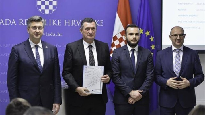 Projekt "Zaželi": S novim sredstvima zaposlit će 323 žene koje će brinuti o 1376 starijih