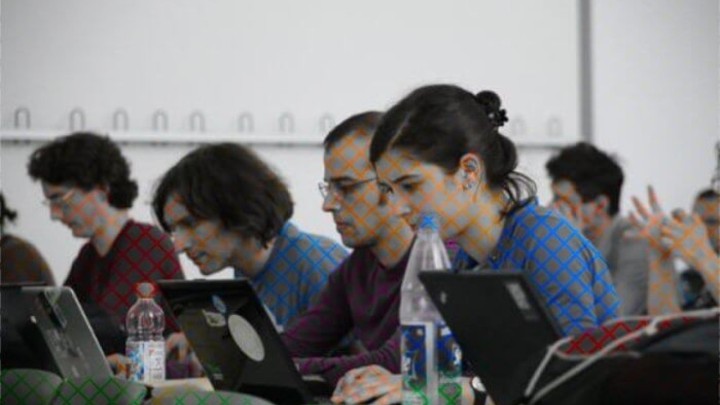 Ova fotografija je zapravo crno-bijela. Evo zašto na njoj vidite boje