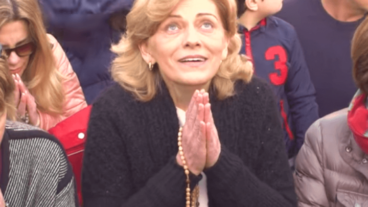 Međugorska vidjelica Mirjana izbetonirala plažu pred svojom vilom na Hvaru