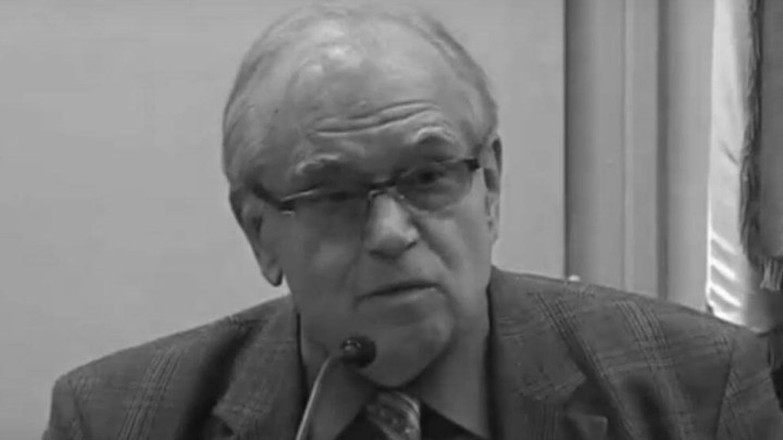 Preminuo legendarni novinar, urednik i diplomat Dražen Vukov Colić