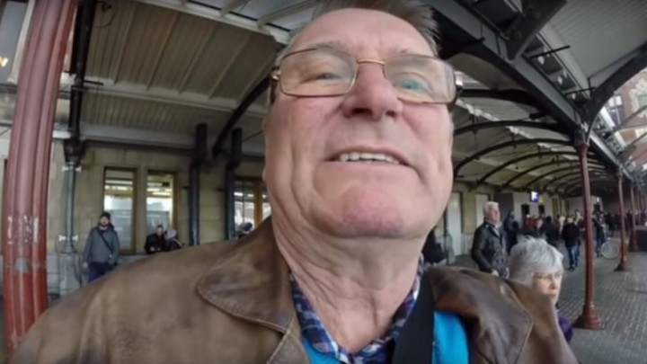 [VIDEO] Stariji gospodin krivo je držao kameru cijelo putovanje pa umjesto krajolika snimao sebe