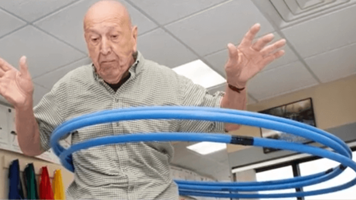 Vrti hula hoop "k'o lud" već sedam godina i bez problema nastavlja nakon operacije