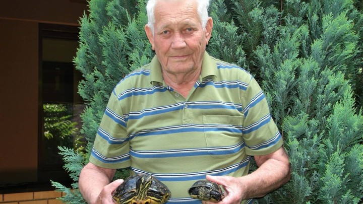 Umirovljenik Stevo radost je pronašao u brizi o dvije kornjače, ali i druženju s prijateljicom Maricom