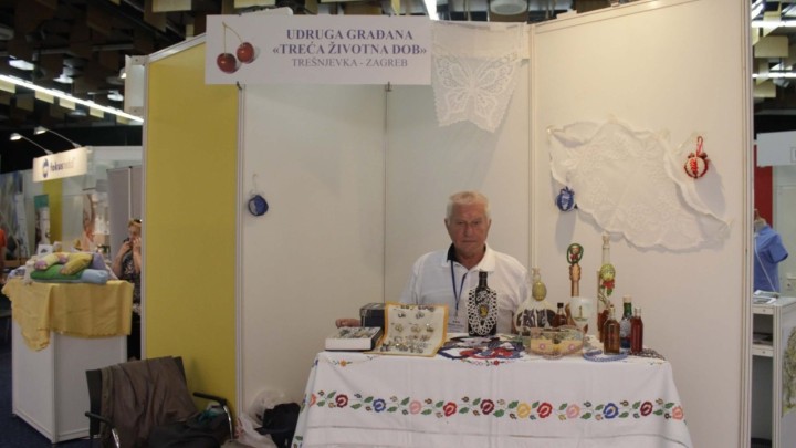 [FOTO] Oni promiču kreativnost među umirovljenicima