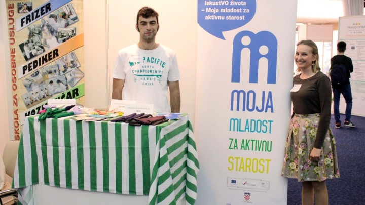 "Moja mladost za aktivnu starost" - učenici i umirovljenici imaju puno za naučiti jedni od drugih