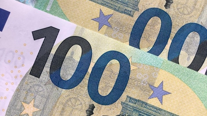 Umirovljenici o godišnjem dodatku: 'Što teta u krilu donijela, to u turu odnijela'