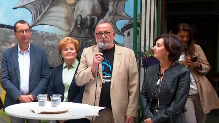 Umirovljenici s prosvjeda u Rijeci poručili: 'Za deset eura ne možeš više kupiti ništa'