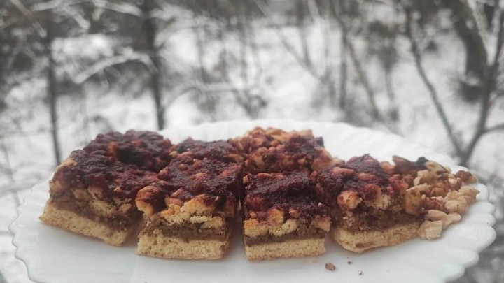 Bakina kuhinja: Starinski recept za pitu od oraha i pekmeza od šljiva