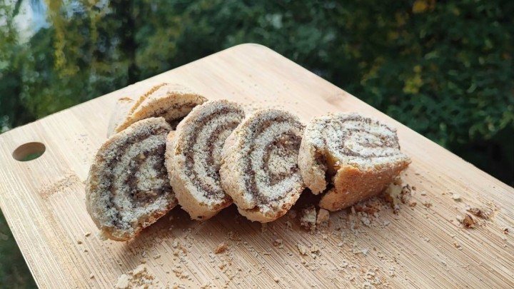 Bakina kuhinja: Prhka rolada od lješnjaka koja će sve oduševiti