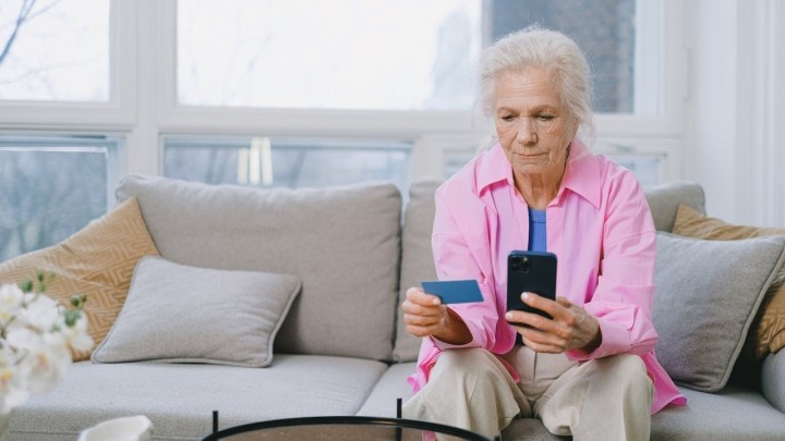 SUH o porezu na mirovinu: 'Dio novca završi u džepovima gradonačelnika i uhljeba'