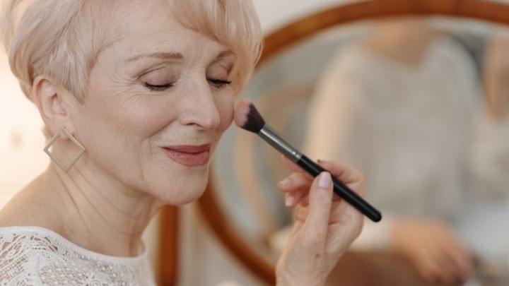 Male tajne hrvatskog jezika: Crvenila sam ili crvenjela obraze? Evo što je pravilno