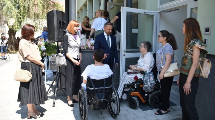 Bivša vojna ambulanta novi je dom Hrvatskog zavoda za socijalni rad: 'Ovo budi uspomene'