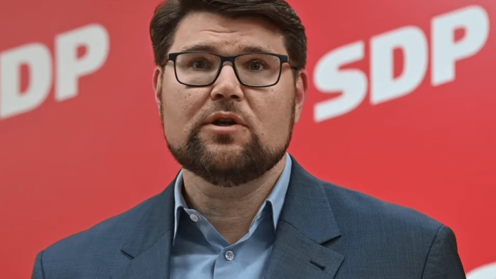 Grbin za bolji život umirovljenika: Obećao veće naknade, besplatni prijevoz i novi dom