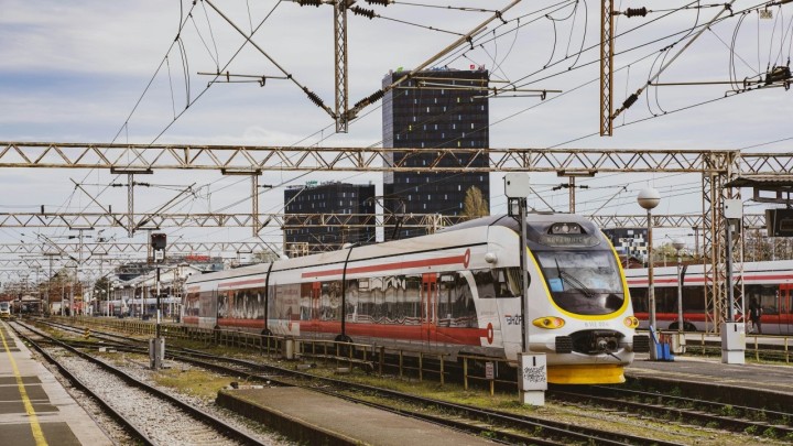 HŽ obnavlja vozni park: Stiže 13 vlakova 'teških' deset milijuna eura