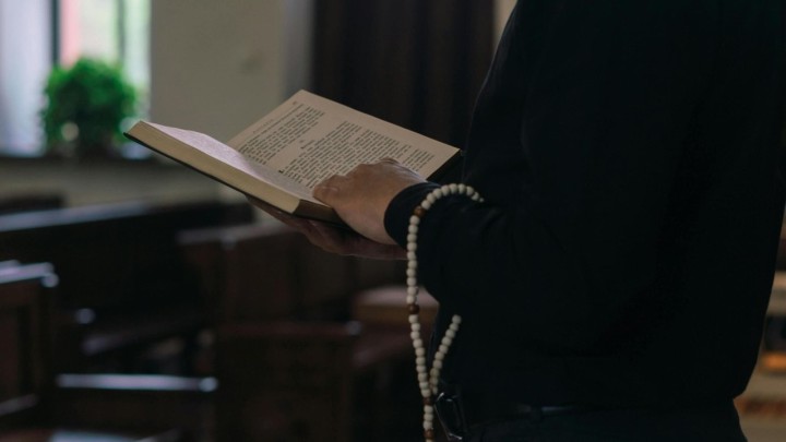 Svećenici u jednom domu umirovljenicima dijelili upute za koga glasati: Prijavu su poslali promatrači