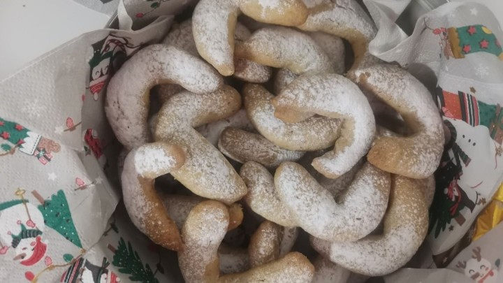 Bakina kuhinja: Orah kiflice po bakinom receptu toliko su prhke da se tope u ustima