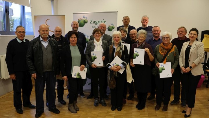 Jedna županija osigurala novac za informatičku opremu u čak 15 udruga umirovljenika