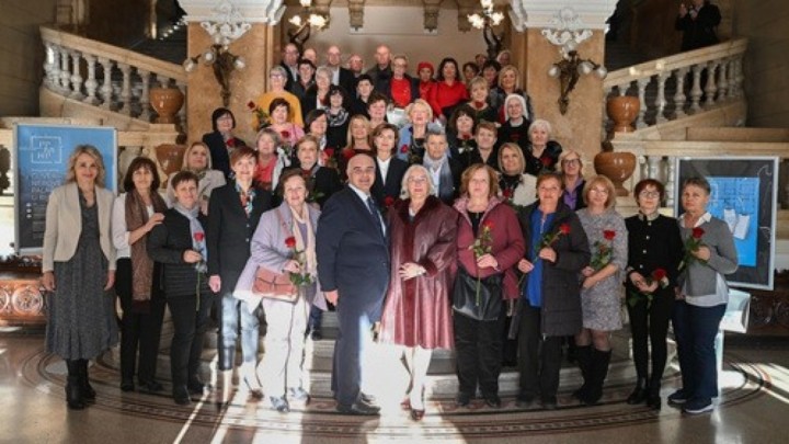 KBC Rijeka u mirovinu ispratio 83 radnika: 'Uživajte zasluženo u plodovima svoga rada'