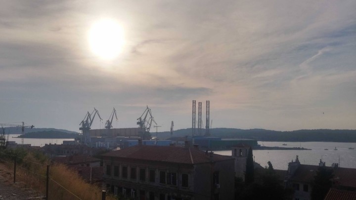 Umirovljenici u istarskom gradu bi prvi mogli dobiti umirovljeničku iskaznicu, do toga ih dijeli jedna odluka