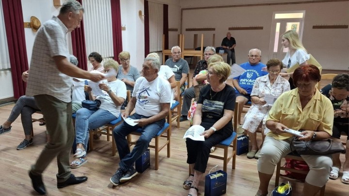 Edukacije HAK-a za starije vozače: 'Nekad treba donijeti odluku o prestanku vožnje'