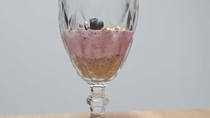 Bakina kuhinja: Brzi i osvježavajući voćni desert u čaši od samo četiri sastojka