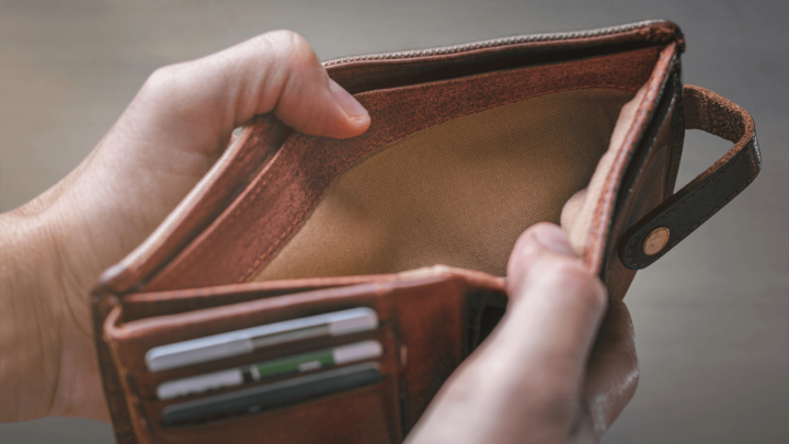 Jedna banka će malo kasniti s isplatom mirovina u lipnju, a za to postoji i razlog