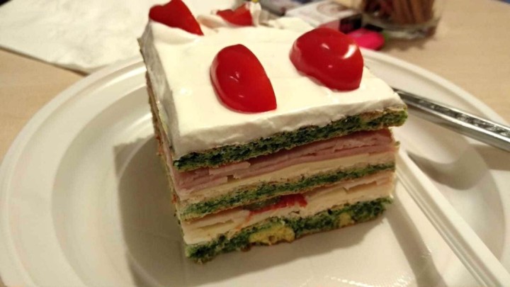 Bakina kuhinja: Ova slana torta od špinata i dodataka oduševit će baš sve