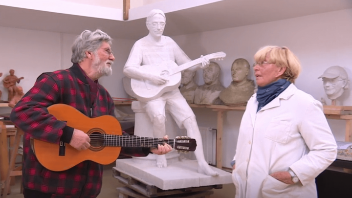 Bračni par u mirovini izradio skulpturu legendarnom glazbeniku, ali još nije sve gotovo
