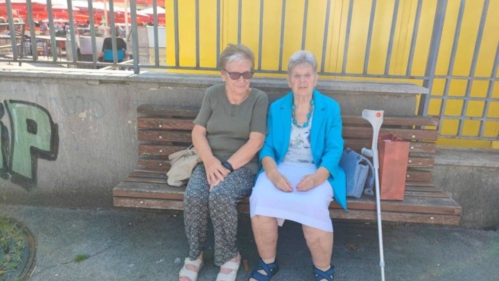 Katica (86) čeka dom za starije već 12 godina: 'Jabuka je crvena, ali trula'