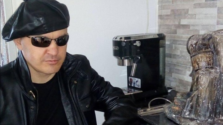 Umirovljenik Mirsad Bećirović: Život u potpunom mraku nije ga spriječio da postane sve ono što želi