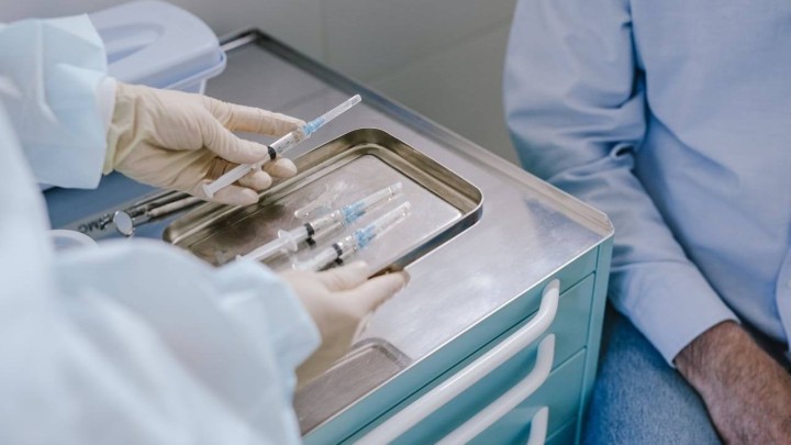 Savjeti stručnjaka: Što jesti i piti prije, ali i nakon cijepljenja protiv gripe