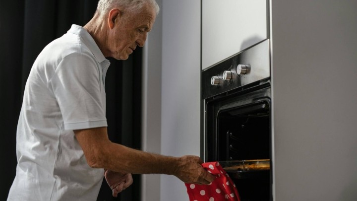 Post ima prednosti, ali i rizike: Starijima se preporuča povremeno suzdržavanje od hrane