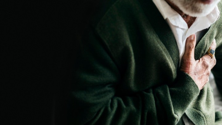 Kardiolog otkrio pet simptoma tihog srčanog udara koji isprva djeluju bezazleno