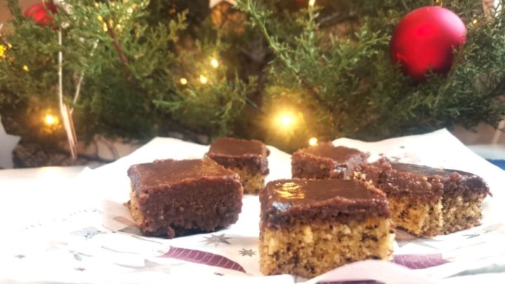 Bakin kolač s orasima: Za ovu finu i brzu slasticu ne treba vam čak ni mikser