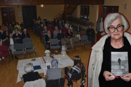 Nikad nije kasno: Umirovljenica objavila prvu zbirku poezije, a planira i roman