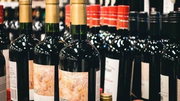 [KOMENTAR] Zabrana kupovanja alkohola iza ponoći sigurno će spasiti naše starce