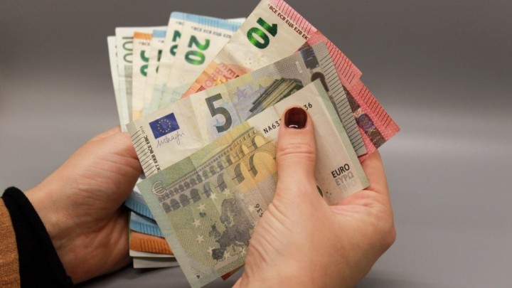 Stižu mirovine za siječanj: Velika skupina umirovljenika dobit će 72 eura više