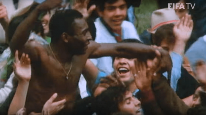 [19.11.] Pelé s bijele točke zabio O Milésimo - tisućiti gol u svojoj karijeri