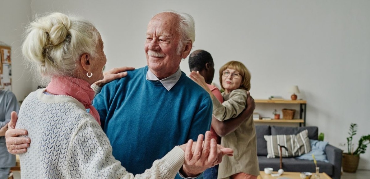Besplatni plesnjak za umirovljenike: 'Stvarni susret u zamjenu za digitalni svijet'