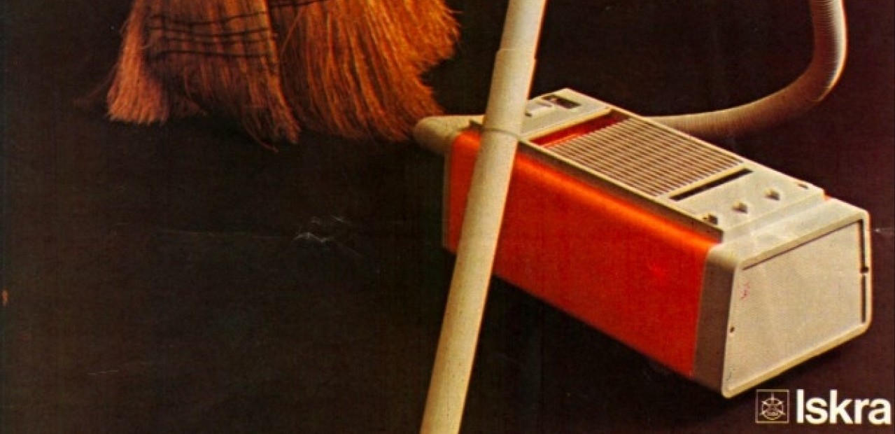 Foto dana: 'Sahranite prašinu u usisavač Iskra'