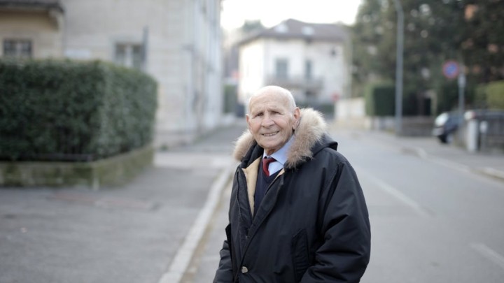 Stariji vozač istukao umirovljenika koji je prelazio cestu: Zbog uvreda dobio dvaput šakom u glavu