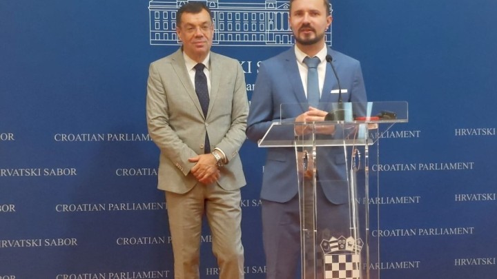 Nižu se obećanja umirovljenicima: Fokus želi osnovati poseban fond, a zatim provesti mirovinsku reformu