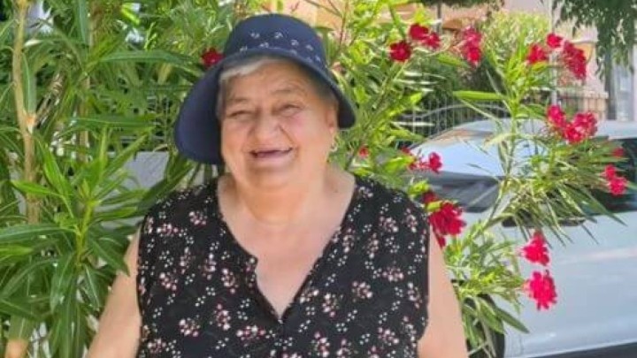 Unuka odvela svoju baku prvi puta na more, a baka je i više nego uživala