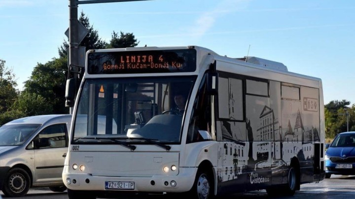 Jedan grad nudi umirovljenicima besplatni gradski prijevoz kroz pilot projekt